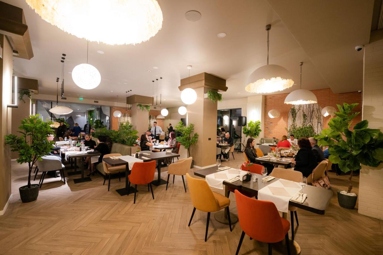 Mandachi Hotel & Spa Szucsáva Kültér fotó