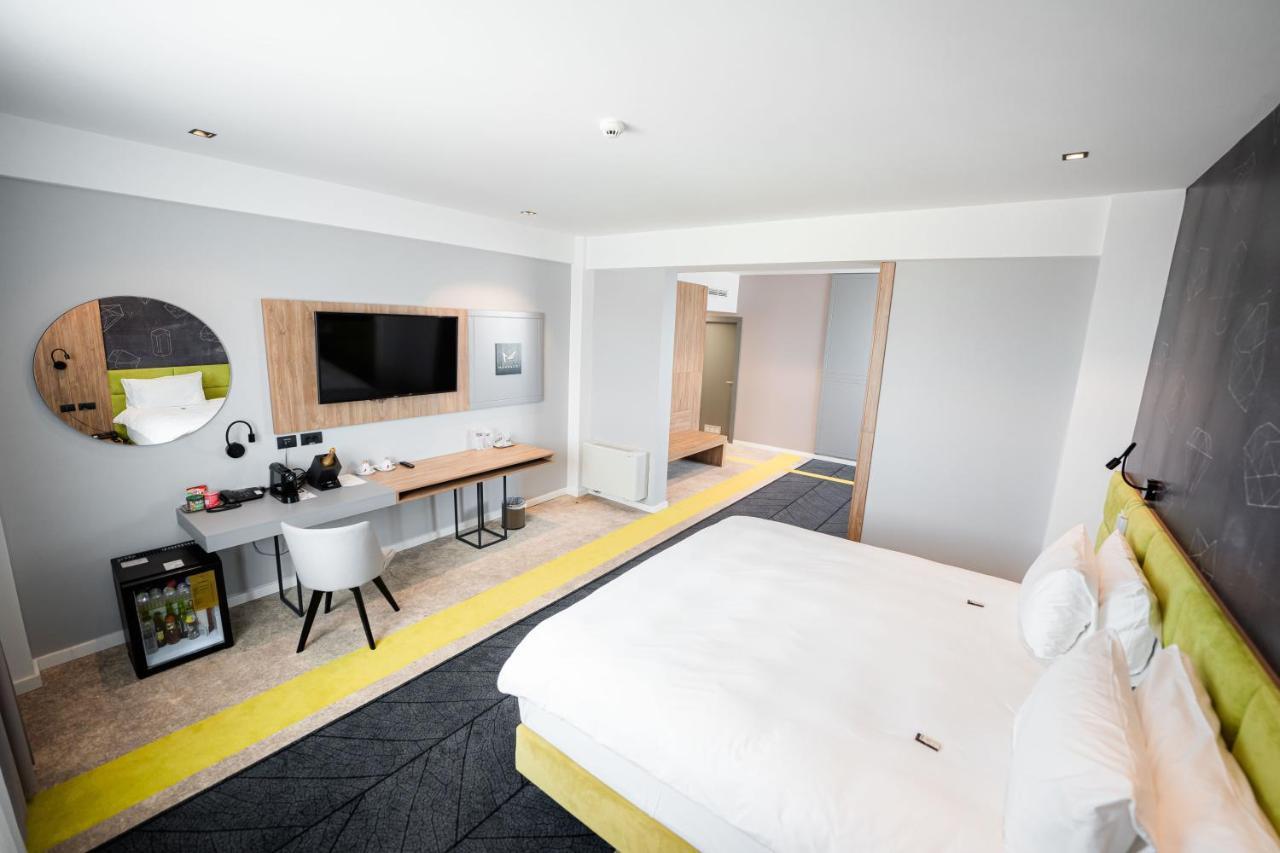 Mandachi Hotel & Spa Szucsáva Kültér fotó