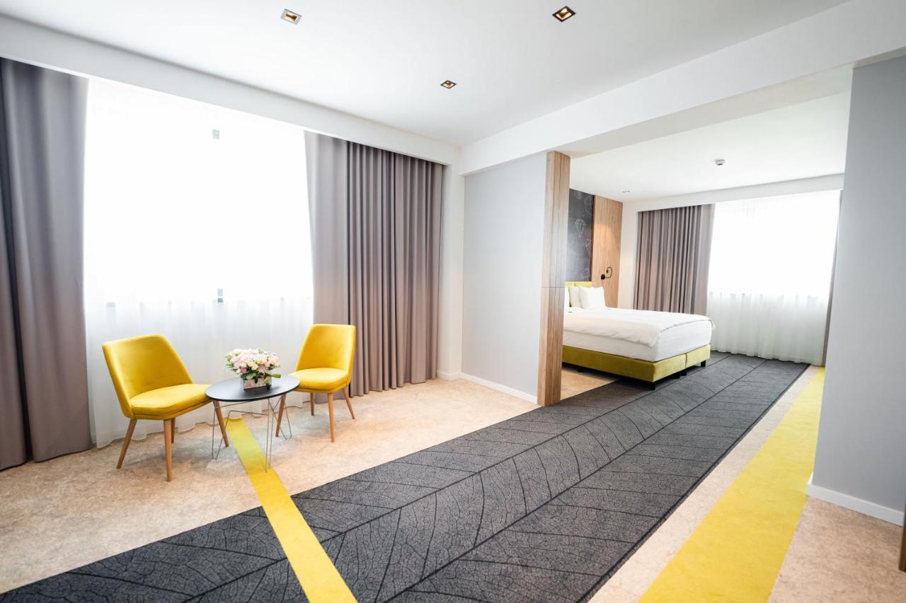 Mandachi Hotel & Spa Szucsáva Kültér fotó